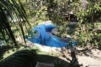 Cashew Grove Beach Resort Бусуанґа Екстер'єр фото