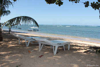 Cashew Grove Beach Resort Бусуанґа Екстер'єр фото